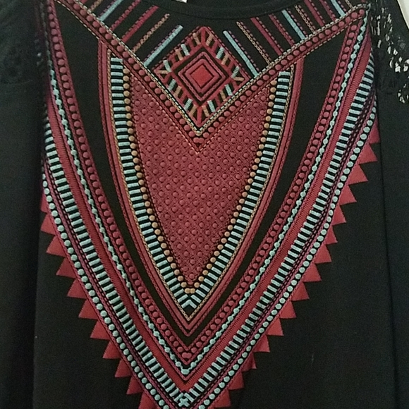 Top - Picture 2 of 2